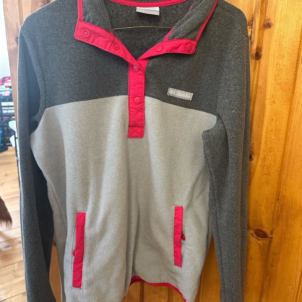 Columbia Women's Gray and Pink Sweater
